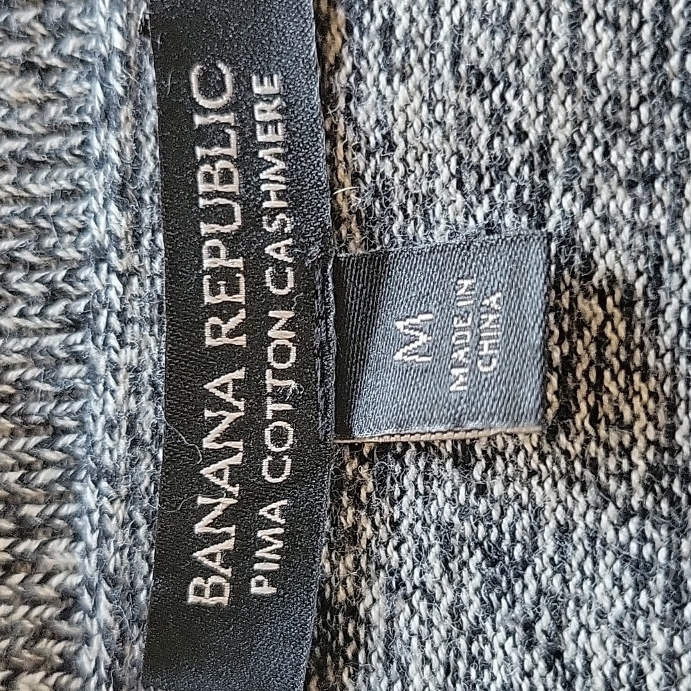 Banana Republic Sweater, Gray, Medium, EUC - Picture 7 of 8